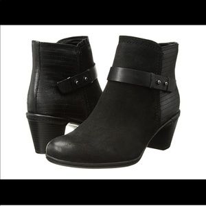 ROCKPORT COBB HILL Rashel Buckle Bootie 8W